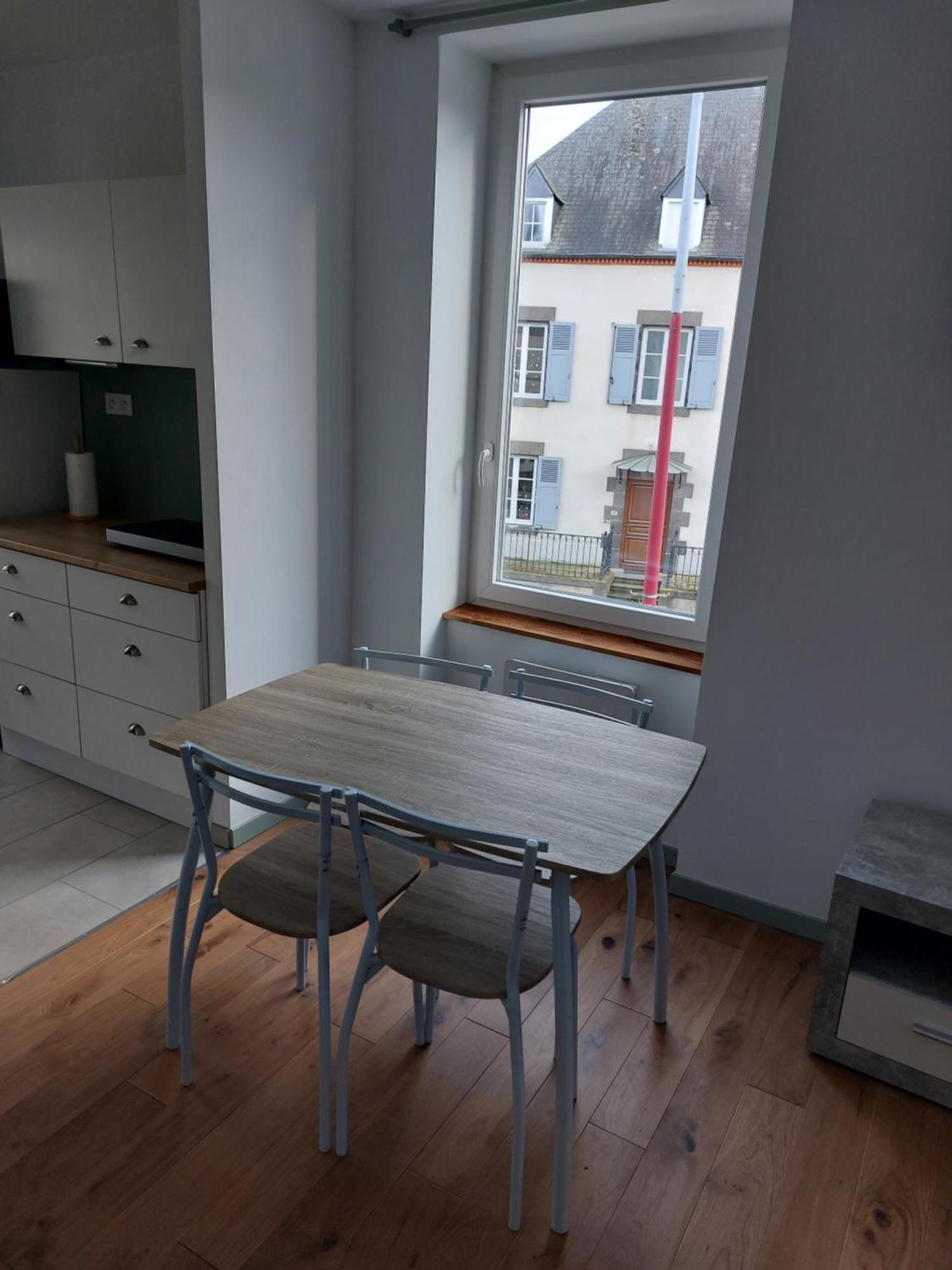 Studio Refait A Neuf Clos Saint Genest Manzat Buitenkant foto